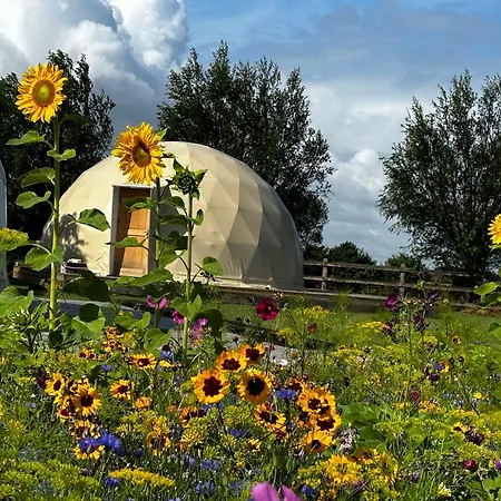 Lyxtält Id Glamping De Coude Scheure *